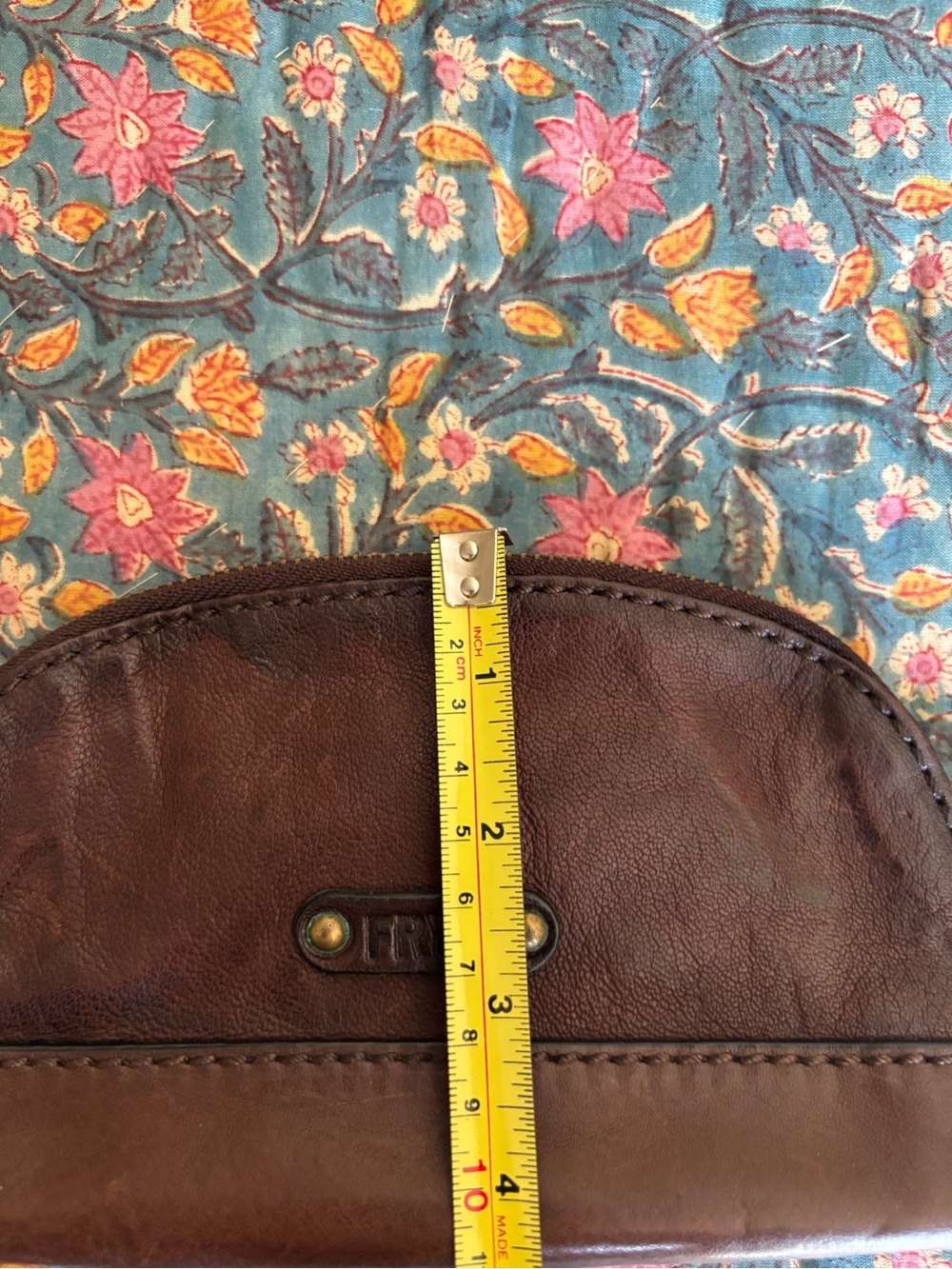 NYT Frye Brown Leather Cosmetic Pouch with Branded Plate - Picture 5 of 7